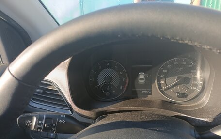 Hyundai Solaris II рестайлинг, 2022 год, 1 720 000 рублей, 5 фотография