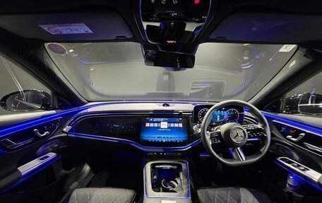 Mercedes-Benz E-Класс, 2025 год, 5 500 000 рублей, 5 фотография