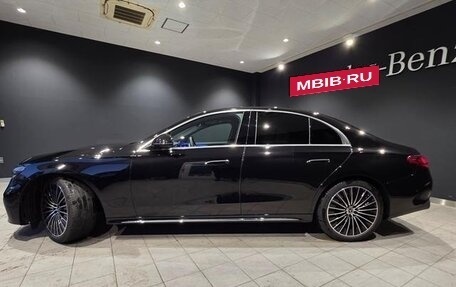 Mercedes-Benz E-Класс, 2025 год, 5 500 000 рублей, 2 фотография