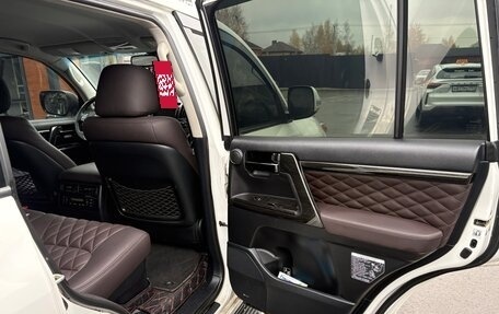 Toyota Land Cruiser 200, 2014 год, 4 350 000 рублей, 7 фотография