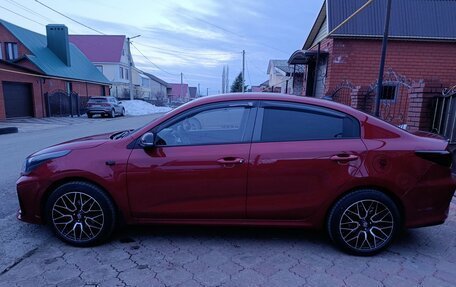 KIA Rio IV, 2017 год, 1 550 000 рублей, 2 фотография