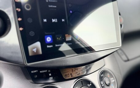 Toyota RAV4, 2010 год, 1 690 000 рублей, 13 фотография