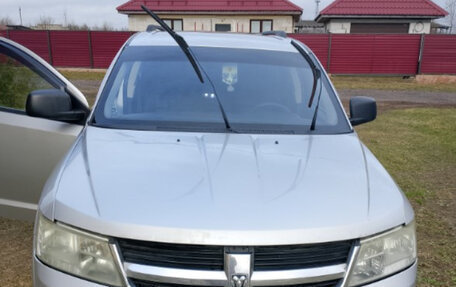 Dodge Journey I, 2009 год, 750 000 рублей, 2 фотография