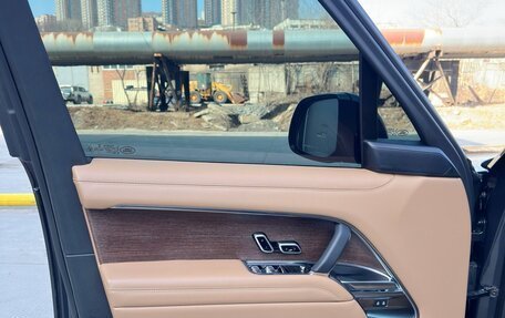 Land Rover Range Rover IV рестайлинг, 2022 год, 18 500 000 рублей, 12 фотография