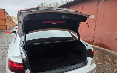 Audi A4, 2021 год, 3 890 000 рублей, 5 фотография