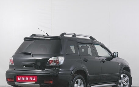 Mitsubishi Outlander III рестайлинг 3, 2005 год, 749 000 рублей, 7 фотография