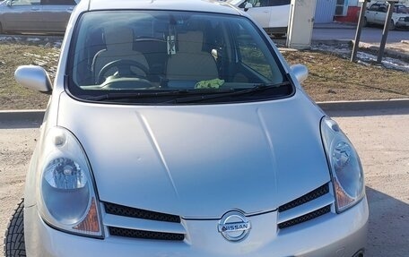 Nissan Note II рестайлинг, 2005 год, 550 000 рублей, 1 фотография