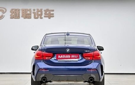 BMW 1 серия, 2021 год, 1 666 000 рублей, 4 фотография