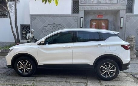 Geely Coolray I, 2021 год, 1 075 000 рублей, 3 фотография