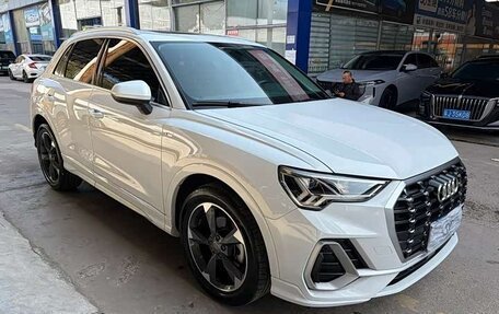 Audi Q3, 2021 год, 1 820 000 рублей, 2 фотография