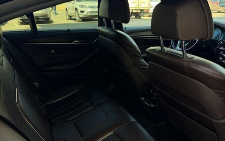 BMW 5 серия, 2018 год, 2 450 000 рублей, 14 фотография