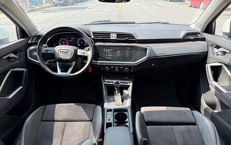 Audi Q3, 2023 год, 1 900 000 рублей, 10 фотография