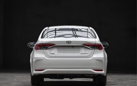 Toyota Corolla, 2022 год, 1 450 000 рублей, 5 фотография