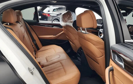 BMW 5 серия, 2022 год, 9 фотография