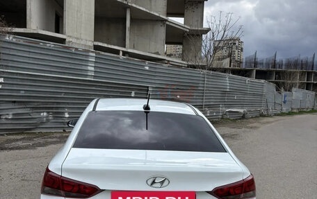 Hyundai Solaris II рестайлинг, 2018 год, 770 000 рублей, 5 фотография