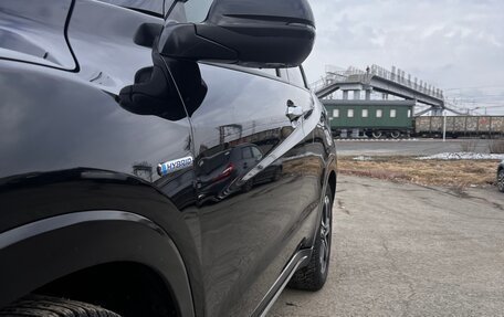 Honda Vezel, 2018 год, 1 770 000 рублей, 6 фотография