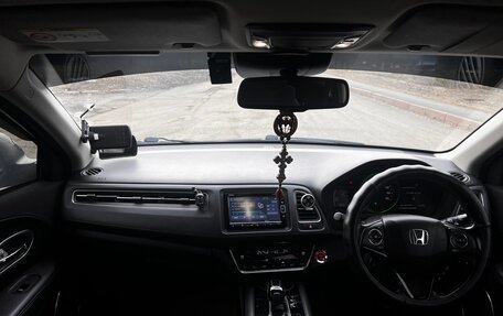 Honda Vezel, 2018 год, 1 770 000 рублей, 8 фотография