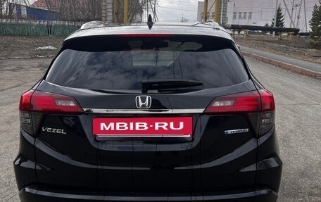 Honda Vezel, 2018 год, 1 770 000 рублей, 4 фотография