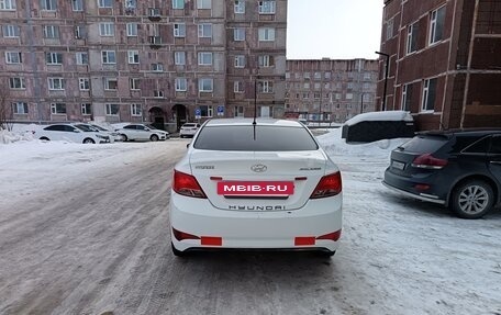 Hyundai Solaris II рестайлинг, 2014 год, 590 000 рублей, 2 фотография