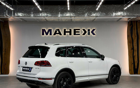 Volkswagen Touareg III, 2017 год, 3 999 000 рублей, 6 фотография