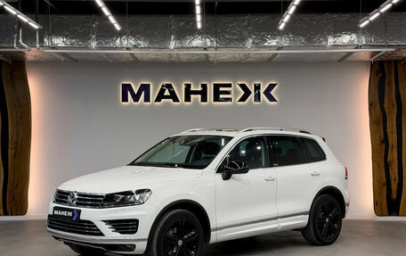 Volkswagen Touareg III, 2017 год, 3 999 000 рублей, 3 фотография