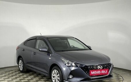 Hyundai Solaris II рестайлинг, 2021 год, 1 530 000 рублей, 2 фотография