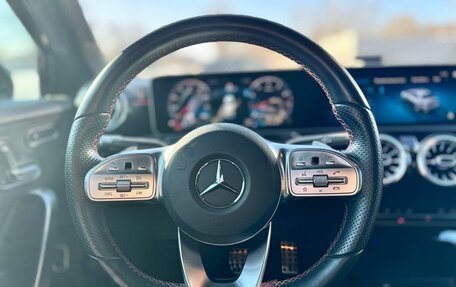 Mercedes-Benz A-Класс, 2020 год, 3 350 000 рублей, 10 фотография