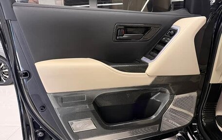 Toyota Land Cruiser, 2025 год, 14 020 000 рублей, 10 фотография