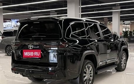 Toyota Land Cruiser, 2025 год, 14 020 000 рублей, 4 фотография