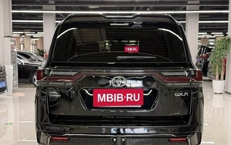 Toyota Land Cruiser, 2025 год, 14 020 000 рублей, 6 фотография