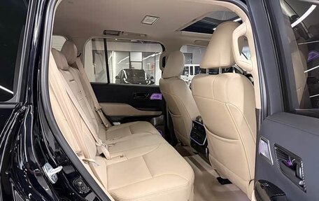 Toyota Land Cruiser, 2025 год, 14 020 000 рублей, 18 фотография