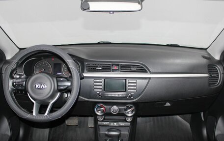 KIA Rio IV, 2018 год, 1 399 900 рублей, 8 фотография