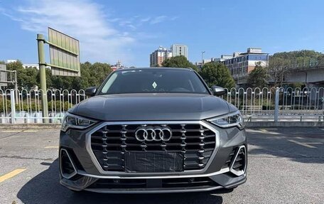 Audi Q3, 2022 год, 2 000 000 рублей, 2 фотография