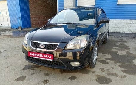 KIA Rio II, 2010 год, 670 000 рублей, 2 фотография