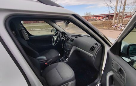 Skoda Yeti I рестайлинг, 2014 год, 855 000 рублей, 12 фотография