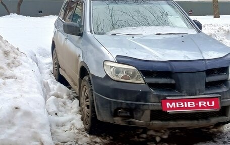 Mitsubishi Outlander III рестайлинг 3, 2003 год, 450 000 рублей, 5 фотография