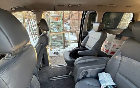 Hyundai Grand Starex Grand Starex I рестайлинг 2, 2010 год, 980 000 рублей, 11 фотография