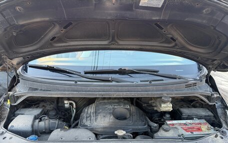 Hyundai Grand Starex Grand Starex I рестайлинг 2, 2010 год, 980 000 рублей, 5 фотография