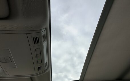 Volkswagen Tiguan II, 2018 год, 2 149 000 рублей, 2 фотография