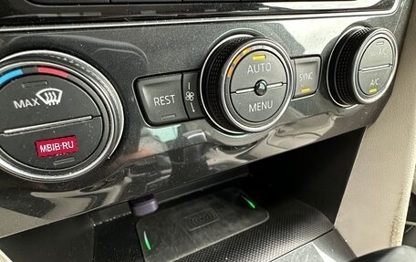 Volkswagen Tiguan II, 2018 год, 2 149 000 рублей, 3 фотография