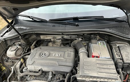 Volkswagen Tiguan II, 2018 год, 2 149 000 рублей, 9 фотография