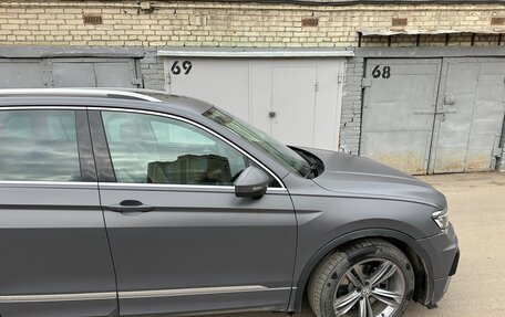 Volkswagen Tiguan II, 2018 год, 2 149 000 рублей, 15 фотография