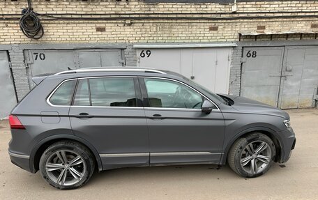 Volkswagen Tiguan II, 2018 год, 2 149 000 рублей, 16 фотография
