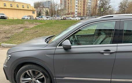 Volkswagen Tiguan II, 2018 год, 2 149 000 рублей, 21 фотография