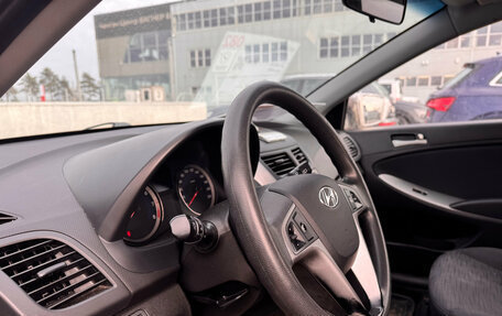 Hyundai Solaris II рестайлинг, 2016 год, 1 049 000 рублей, 3 фотография