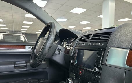 Volkswagen Touareg III, 2005 год, 590 000 рублей, 11 фотография