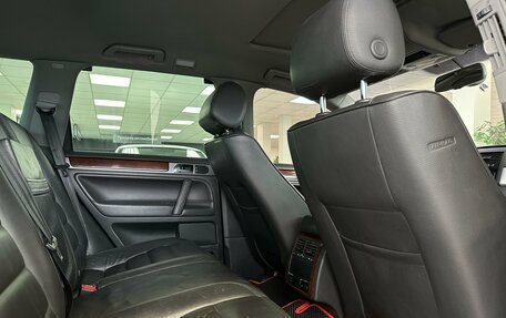 Volkswagen Touareg III, 2005 год, 590 000 рублей, 10 фотография