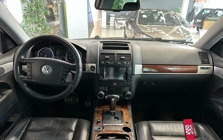 Volkswagen Touareg III, 2005 год, 590 000 рублей, 8 фотография
