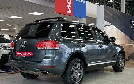 Volkswagen Touareg III, 2005 год, 590 000 рублей, 2 фотография
