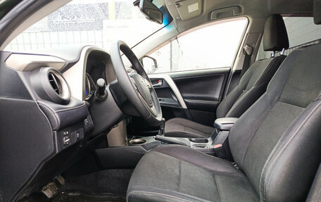 Toyota RAV4, 2013 год, 1 850 000 рублей, 20 фотография